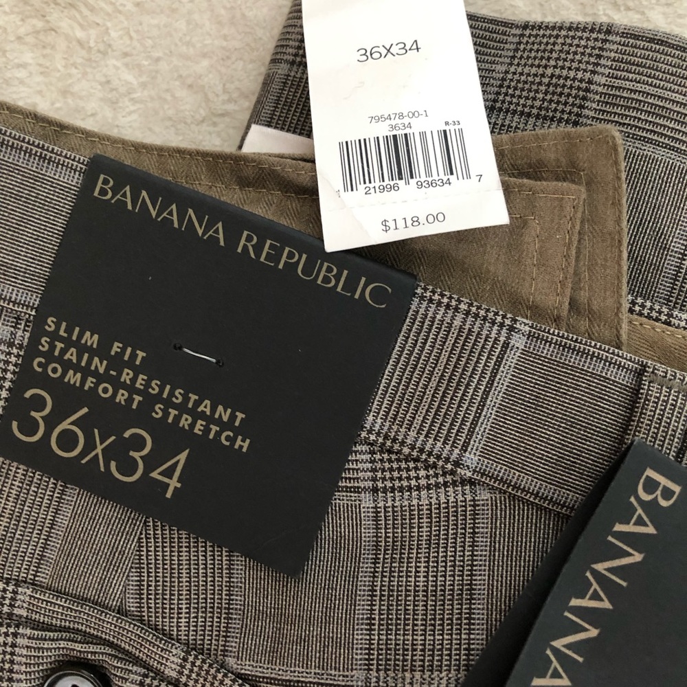 New (w/tags) Banana Republic plaid dress pants